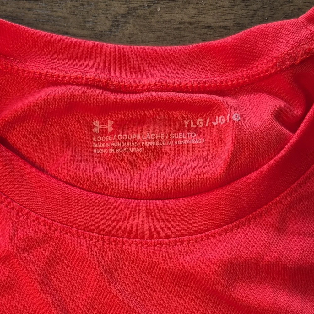 Under Armour Boys‎ Red T-Shirt